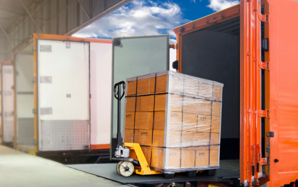 successful freight shipping and logistics services