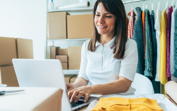 Best Online Marketplaces For Small Businesses: Choosing The Right Platform And Shipping Integration.