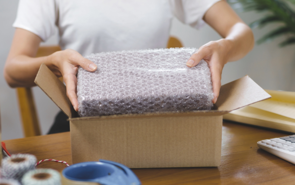 Reduce Parcel Shipping Costs/7 Façons De Réduire Les Coûts D’expédition De Colis Pour Les Petites Entreprises Au Canada
